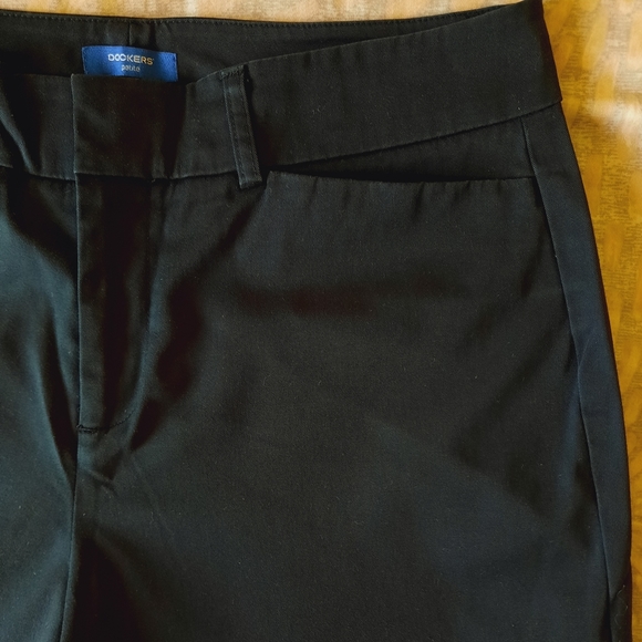 Dockers petite black pants size 10P med. - Picture 6 of 9